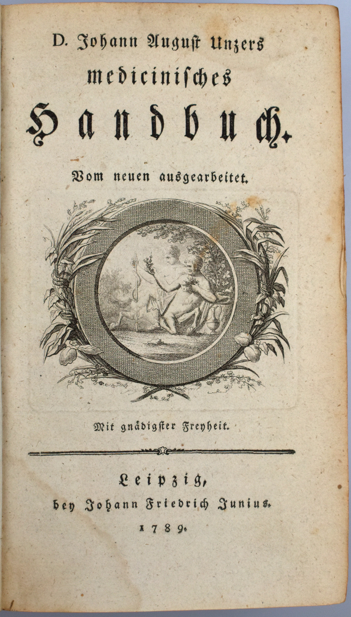 4932FB_2.jpg